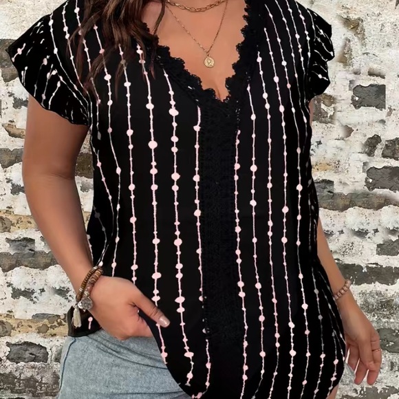 SHEIN Ruffle Sleeve Detail Shirt Black & Pink Striped - Picture 2 of 5